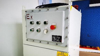執(zhí)信環(huán)保,工業(yè)防爆集塵器,金屬粉塵除塵設(shè)備,生產(chǎn)制造！