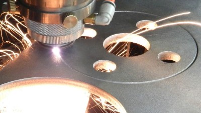 激光切割注意的6個點，執(zhí)信環(huán)保激光切割煙霧過濾器廠家為您解析！