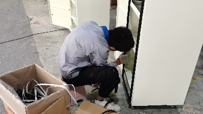 執(zhí)信環(huán)保移動式除塵器,制造加工企業(yè)的煙塵凈化設(shè)備！